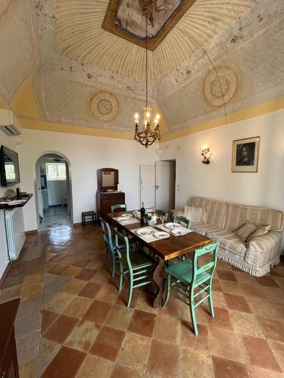 Antonelloapartments - La Farfalla Bianca Marciano Екстериор снимка